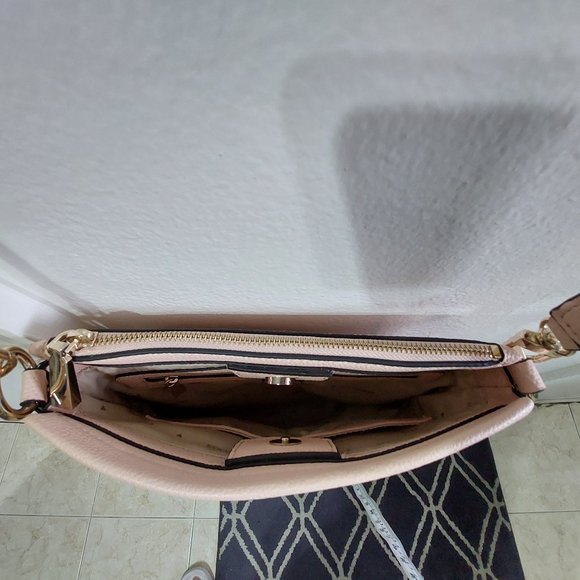 GUESS Emiliya Tourist Small Crossbody Messenger Style Handbag TAUPE - Picture 8 of 9